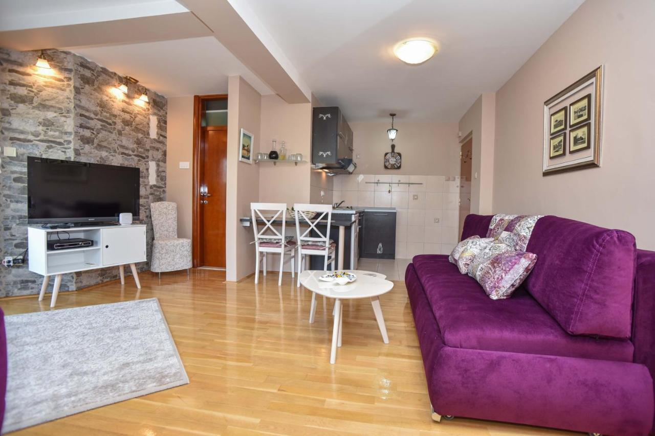 Seaview Paradise Apartment 부드바 외부 사진