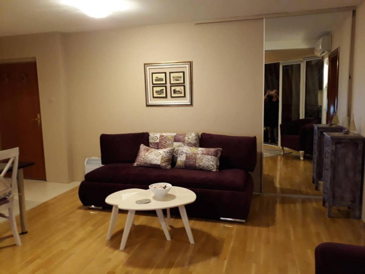 Seaview Paradise Apartment 부드바 외부 사진